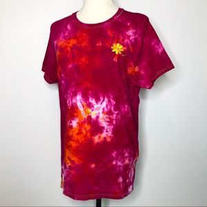 Wild Arrow Daisy Daze Tie Dye Pocket Patch Tee M